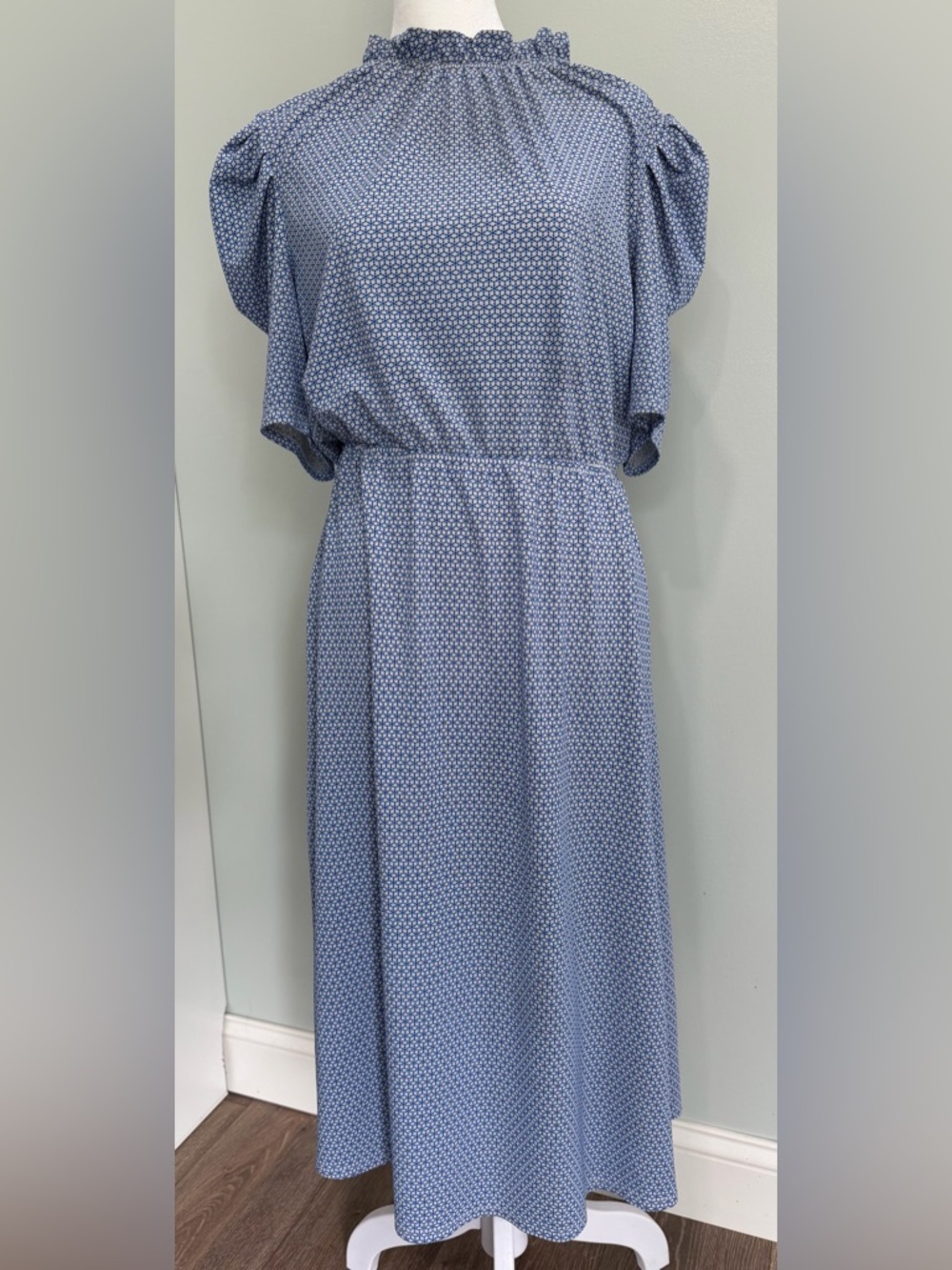 Adrianna Papell Ruffle Neck Puff Sleeve Blue Printed Midi Career Dress Sz Medium